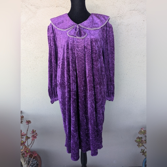 Hand Made Dresses & Skirts - 💜Vintage Purple Velvet Painters Smock Costume